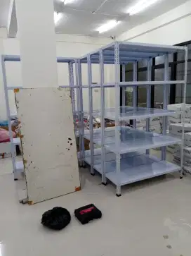 Rak siku besi serbaguna