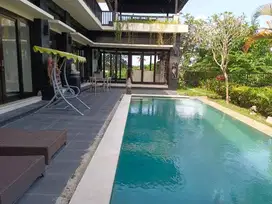 Dijual Villa Mewah 6 Bedrooms Lokasi Ungasan, Bali