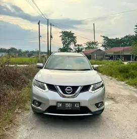 Di jual cepat Nissan Xtrail 2014