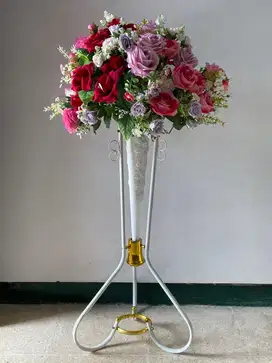 Bunga plastik + pot