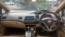 Honda Civic 1 8 AT