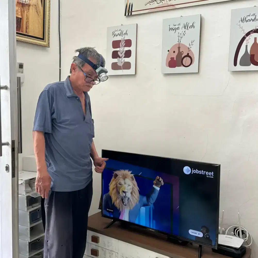 Service tv lcd dan tv led gading serpong