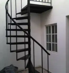 Tangga putar/spiral