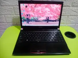 Laptop Slim dan Ringan Toshiba Portege R830 Core i7 gen2 - RAM 8Gb