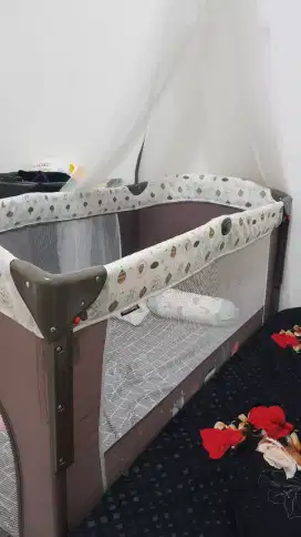 Tempat tidur bayi babydoes bedford xl