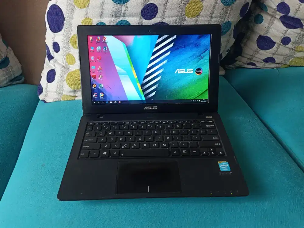 JUAL NOTEBOOK ASUS X200 SIAP PAKAI MURAH AJA