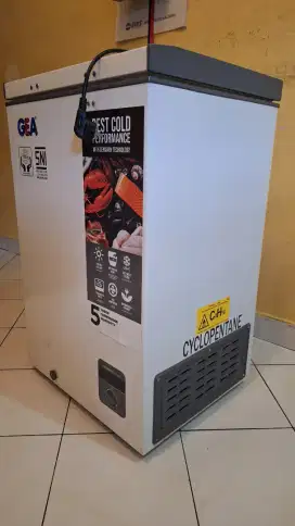 GEA CHEST FREEZER AB-108 R