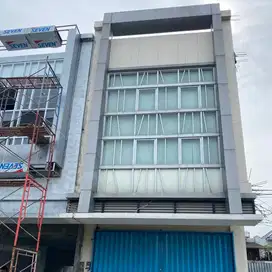 Disewakan Ruko Strategis Metland Menteng Jakarta Timur