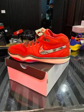NIKE GT HUSTLE2  NEW