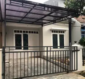 Dijual rumah di Regency Melati Mas Blok A