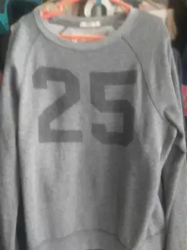 SWEATER MERK  ABERCROMBIE & FITCH