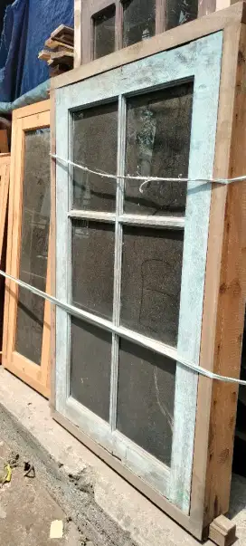 Jendela bekas 72x120 bagus murah kayu kering