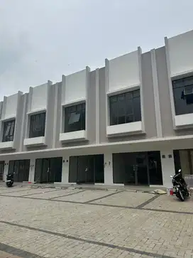 Ruko Ready New Santa Monica Samping Kantor Kecamatan Kelapa Dua