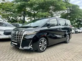TOYOTA ALPHARD 2.5 G AT MATIC 2018 HITAM , KM 59RB