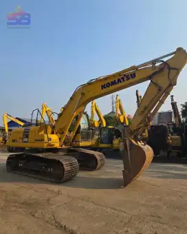 KOMATSU PC200-10 M0 (Th. 2021)
