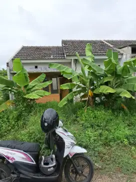 Over kredit rumah di karang bahagia posisi hoek