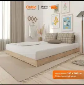 Dipan Ranjang Tempat Tidur Cubic Type Luna 160x200