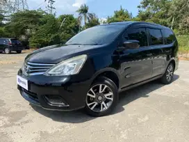 Low KM Nissan Grand livina 1.5 SV Bensin-MT 2018 Hitam PXO