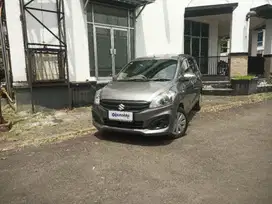 KM Rendah - SUZUKI ERTIGA 1.4 GA BENSIN M/T 2017 ABU