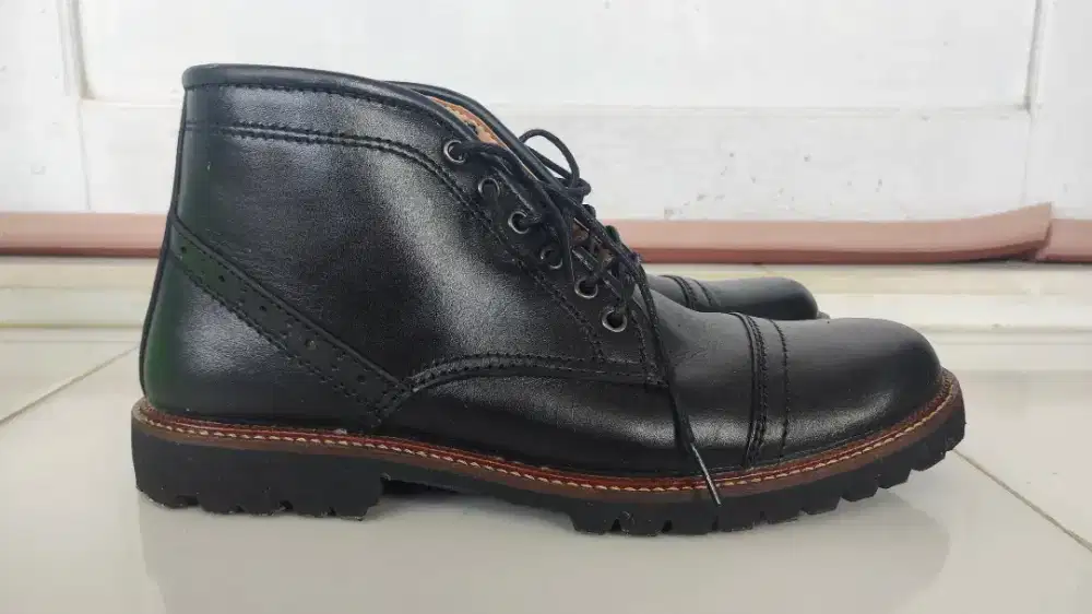 Sepatu Kerja Kulit