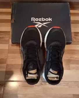 REEBOK ZTAUR RUN KN
PRELOVED