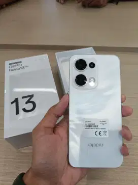 Promo Oppo Reno 13 5G Kredit Bunga 0% 12bln