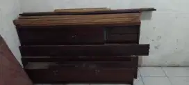 Tempat/ranjang kasur/dipan