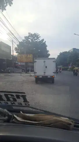 Pickup dan kirim paket besar