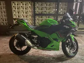 NEW KAWASAKI NINJA 250 ABS SPECIAL EDITION WARNA HIJAU BARU (HADIAH)