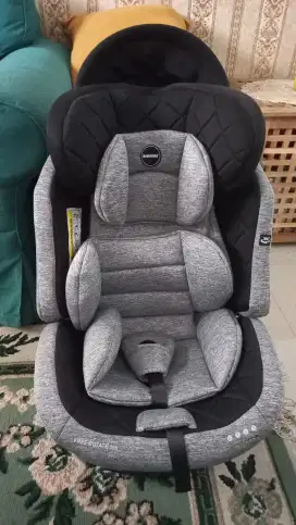 Baby car seat merk babydoes