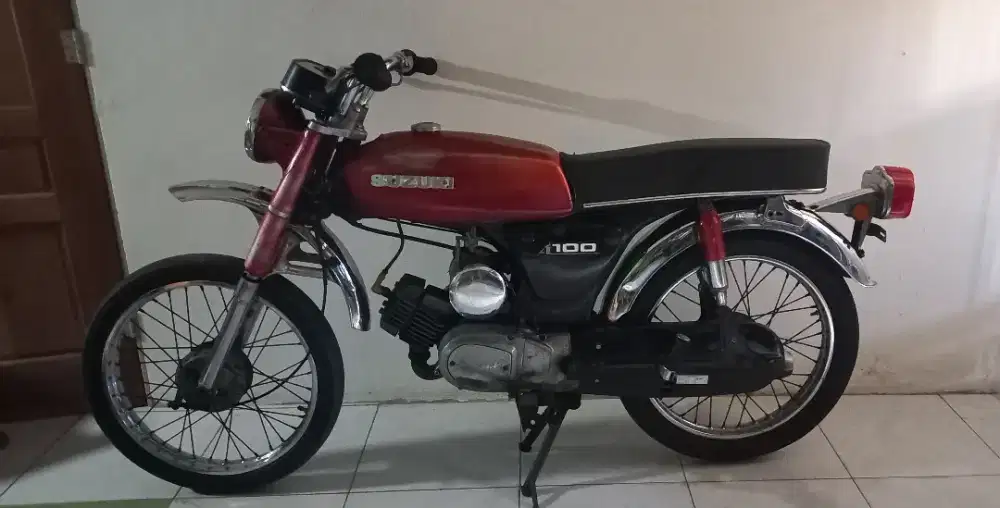 Suzuki a100 1979 utuh terawat pribadi