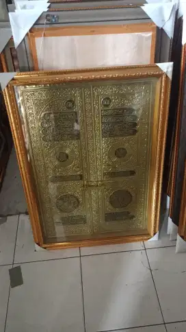 Pigora dekorasi seni model pintu Ka'bah