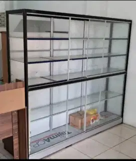 DIJUAL 3 BUAH ETALASE KACA