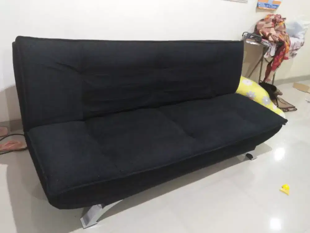 Melayani servis sofa panggilan