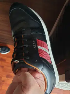 Sepatu bally ori