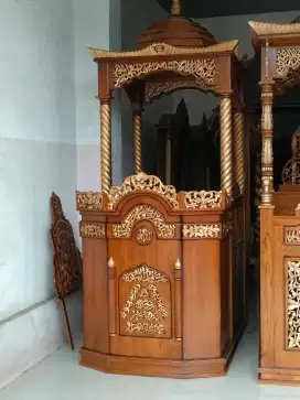 Mimbar masjid material jati