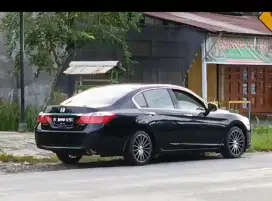 Honda Accord CR 2