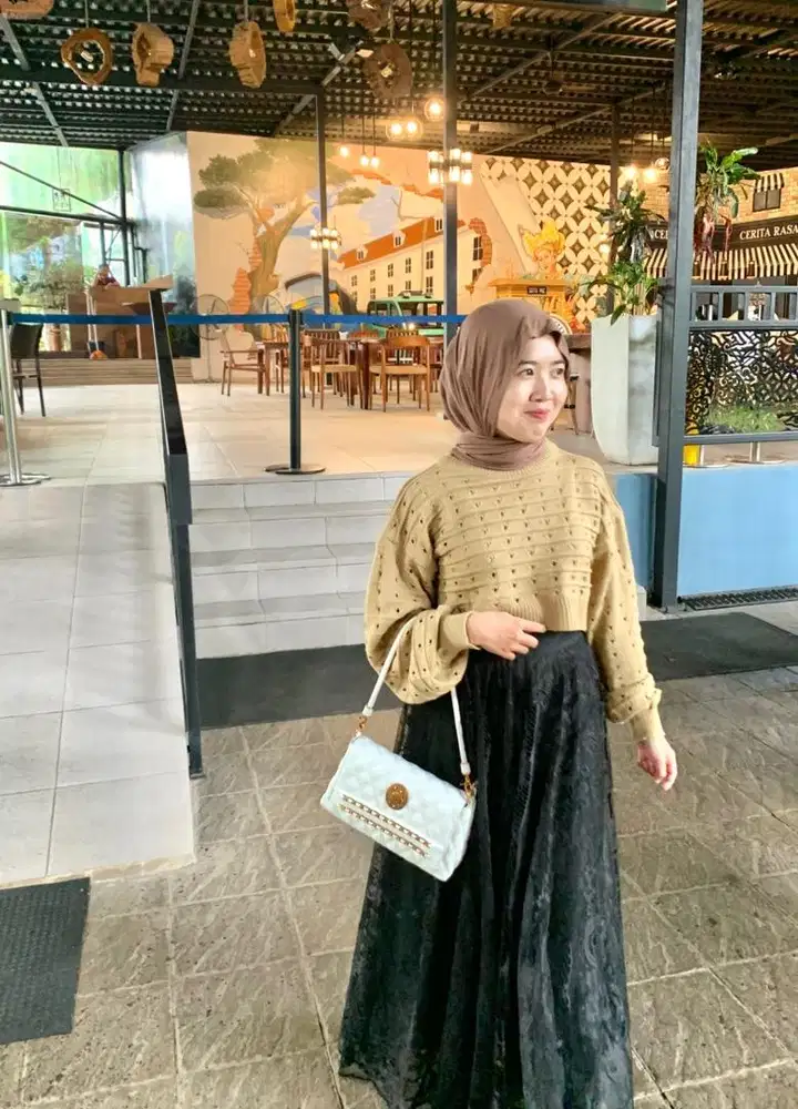 Mencari Lowker bagian Staff Admin