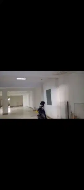 Disewakan kantor Gedung cocok buat bank kantor