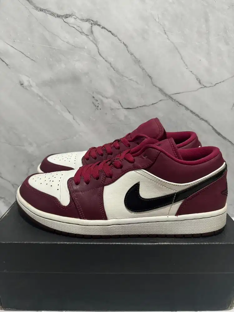 Air Jordan Low Noble Red