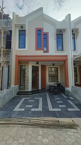 Termurah Rumah 2 Lantai Pamulang Luas 107 M Sebrang Villa Dago