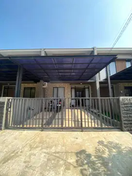 DIJUAL/TAKE OVER RUMAH 2 LANTAI DI BUKIT DAGO SUDAH RENOV AREA DAPUR