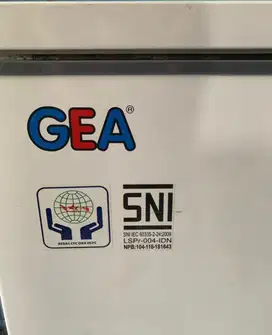 FREEZER GEA 210 L