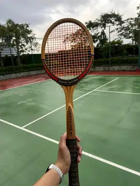 Raket Tennis Vintage Dunlop Mcenroe