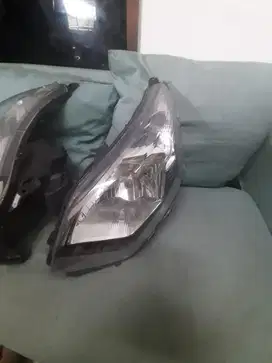 Lampu depan calya sepasang 2016-2018