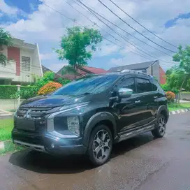 Di Jual Xpander Cross 2019 Hitam AT