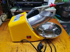Dijual mesin serut es msh mulus  pake sebentar