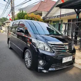 Rapi Sekali. Mulus. Toyota Alphard Golden 2.4cc Hitam