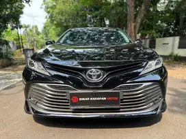 Toyota Camry 2.5 V AT 2021