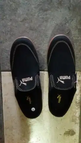 Sepatu Slop Nyaman Untuk Santai